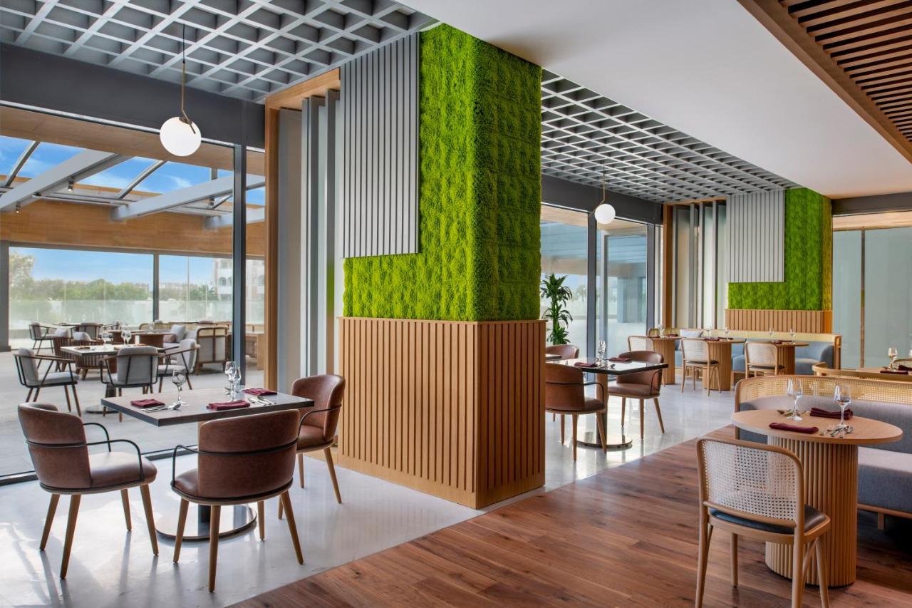 Swissotel Living Джедда Экстерьер фото The restaurant